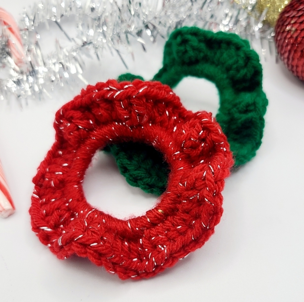 Christmas scrunchies, set of two scrunchies, crochet hair accessories